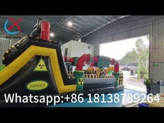0.55mm 膨らませられる障害物コース 危険地帯 テーマゲーム 屋外ジャンプ城 遊び場