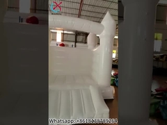 膨らませられるホワイトウェディング 跳ね上がる家 子供のための跳ね上がる城